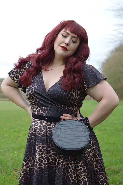 Hell Bunny Eartha Leo dress flutter sleeve plus size fit review Miss Amy May discount code Hellbunny.com Amymay20!%