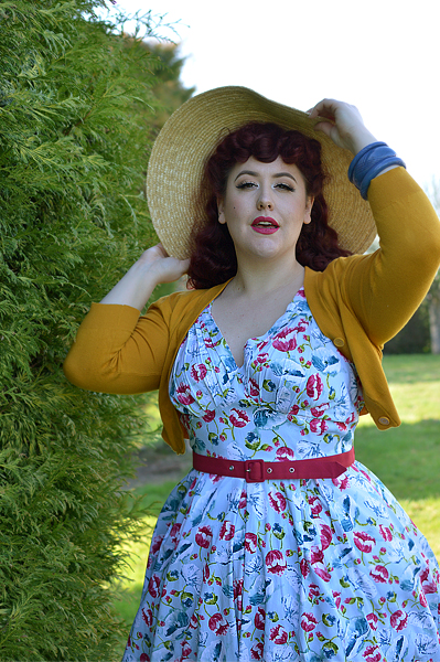 Bassie-Regina dress gifted by Miss Candyfloss plus size pinup fit size review Miss Amy May