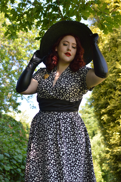 Size and fit review by plus sized pinup Miss Amy May of the miss Candyfloss Elina-Lou dress