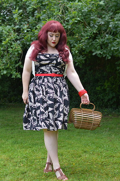 Fit and size review of the Chiara dress gifted by Hell Bunny by plus size pinup Miss Amy May. discount code amymay20!% for 20% off hellbunny.com