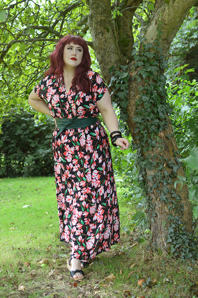 Fit and size review of the Mia Suri Floral Maxi Dress by Dolly & Dotty by plus sized pinup Miss Amy May