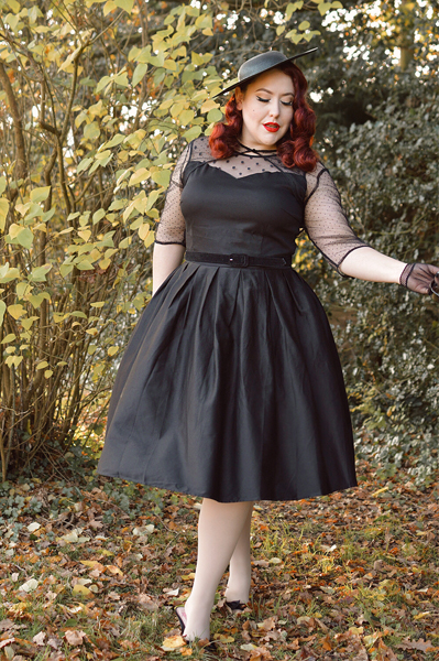 fit and size review by plus size pinup Miss Amy May of the Elizabeth black dress gifted by Dolly & Dotty 