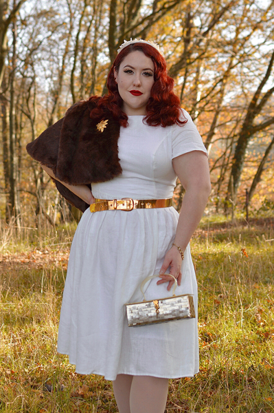 fit size review by plus size pinup Miss Amy May of the White Melania dress gifted by Marie Zélie