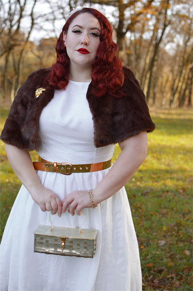 fit size review by plus size pinup Miss Amy May of the White Melania dress gifted by Marie Zélie