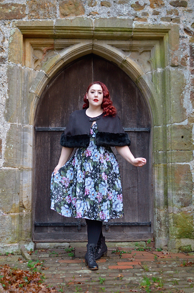 Fit and size review of the Magnolia dress by Hell Bunny, modelled by plus size pinup Miss Amy May