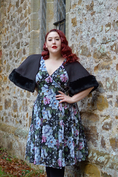 Fit and size review of the Magnolia dress by Hell Bunny, modelled by plus size pinup Miss Amy May