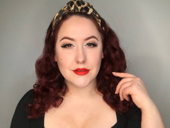 Maybelline Superstay Matte Ink Spiced Edition swatches 320 Individualist