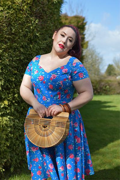 Plus size pinup Miss Amy May models the Chantilly 50s dress she was gifted by Hell Bunny for a fit and size review