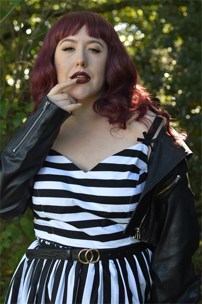 Plus size pinup Miss Amy May models the Juno 50s dress by Hell Bunny for a fit and size review