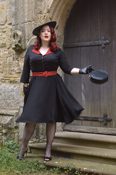 Plus size pinup Miss Amy May models the Lynette Animal print dress by Timeless London for a fit and sizing review