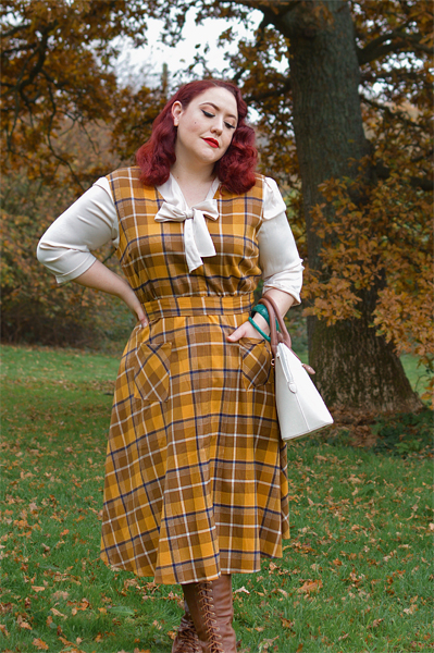 Plus size pinup Miss Amy May models the Jayleen Moonhill mustard check dress by Collectif Clothing for a fit and size review