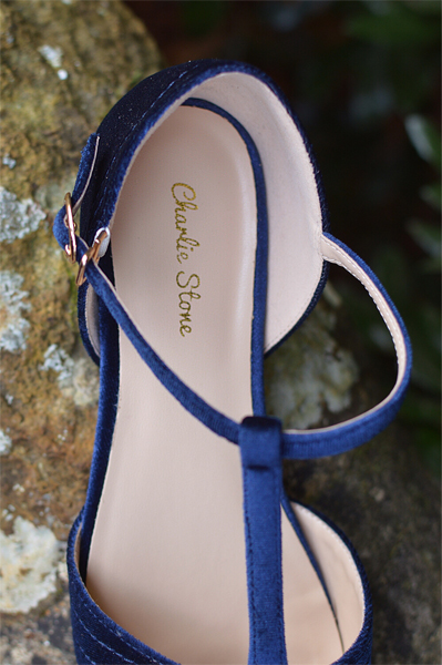 Plus size pinup Miss Amy May models the navy velvet London flats shoes by Charlie Stone Shoes for a fit review