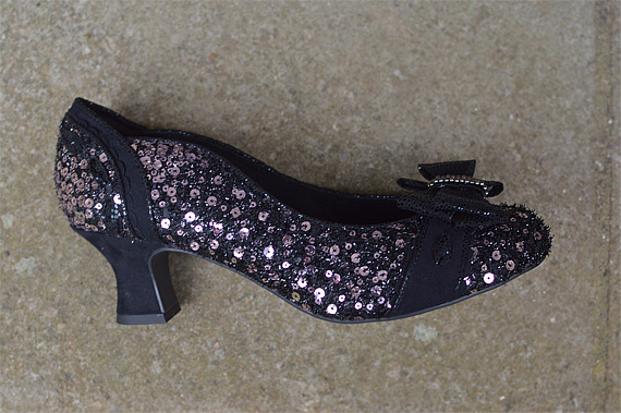 Pinup Miss Amy May models the black sequin Rhea low court heels and black sequin Alberta bag by Ruby Shoo for review