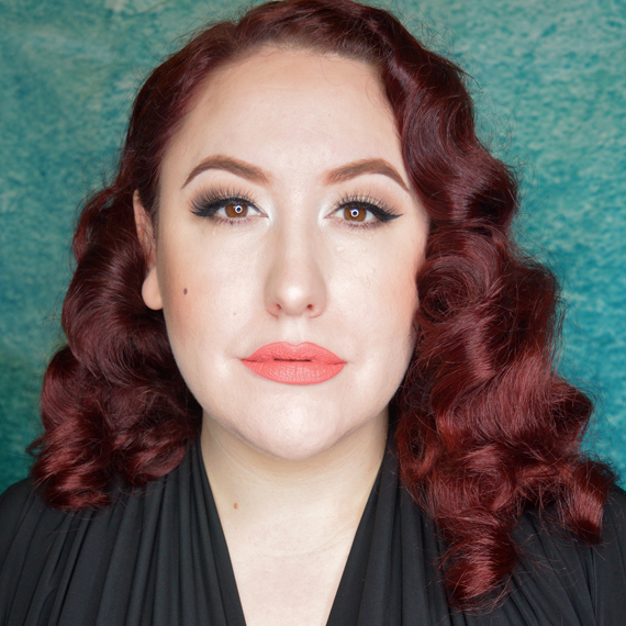 Maybelline Super Stay Matte Birthday Edition swatches 400 Show Runner