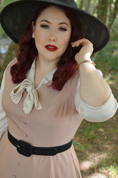 Plus size pinup Miss Amy May models the Alison dress by Hearts and Roses London for fit and size review