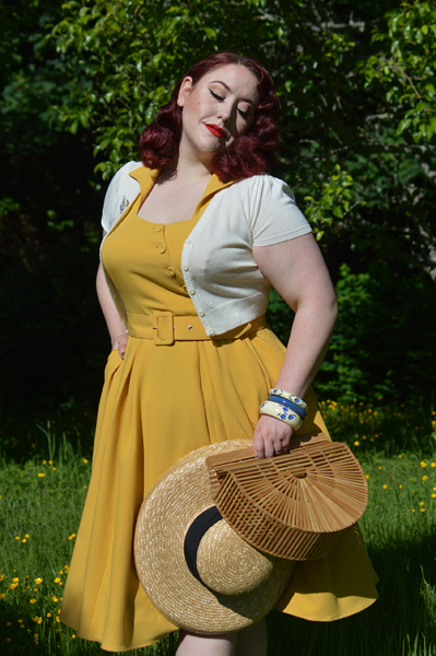Plus size pinup Miss Amy May models the Selena-Sun dress by Miss Candyfloss for a fit and size review