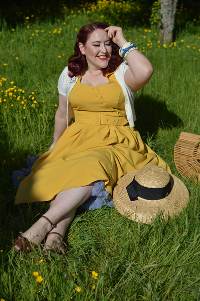 Plus size pinup Miss Amy May models the Selena-Sun dress by Miss Candyfloss for a fit and size review
