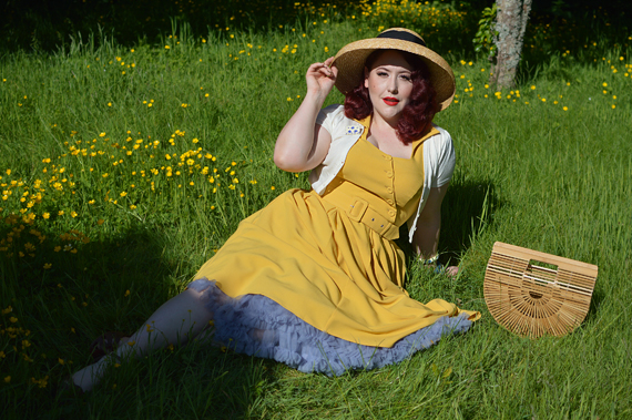 Plus size pinup Miss Amy May models the Selena-Sun dress by Miss Candyfloss for a fit and size review
