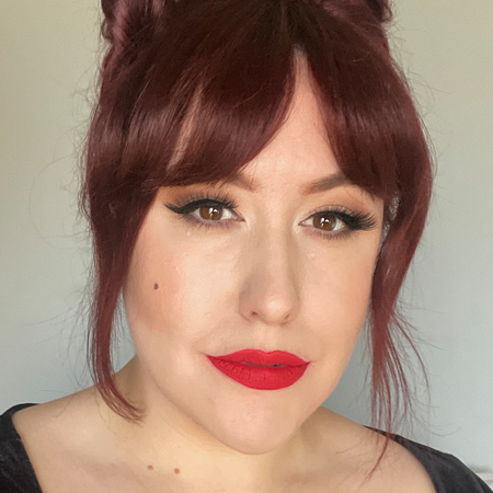 Liquid lipstick lover Miss Amy May reviews and swatches 3INA The Longwear lipstick in indirect natural lighting