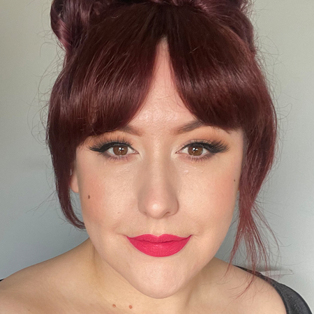 Liquid lipstick lover Miss Amy May reviews and swatches 3INA The Longwear lipstick in 334 indirect natural lighting