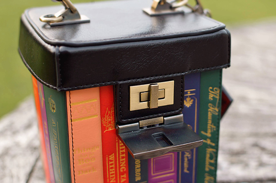 Miss Amy May reviews the Vendula London Ghoulevard Books Box Bag