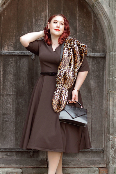 Plus size pinup Miss Amy May models the Ganache Stella dress by Lady V London for a fit and size review