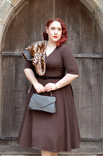 Plus size pinup Miss Amy May models the Ganache Stella dress by Lady V London for a fit and size review