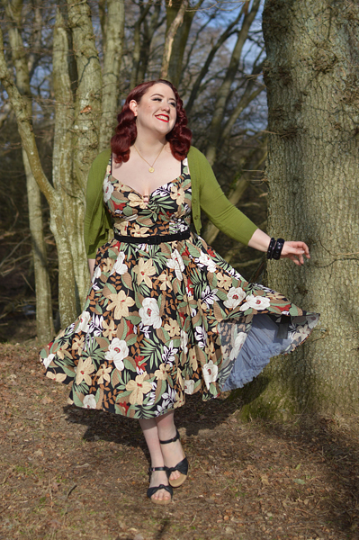 Plus size pinup Miss Amy May models the Adelaida dress by Hell Bunny for a fit and size review