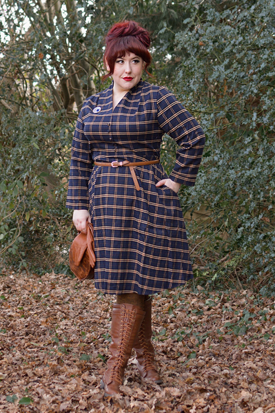 Plus size pinup Miss Amy May models the Helena dress by Timeless London for a fit and size review