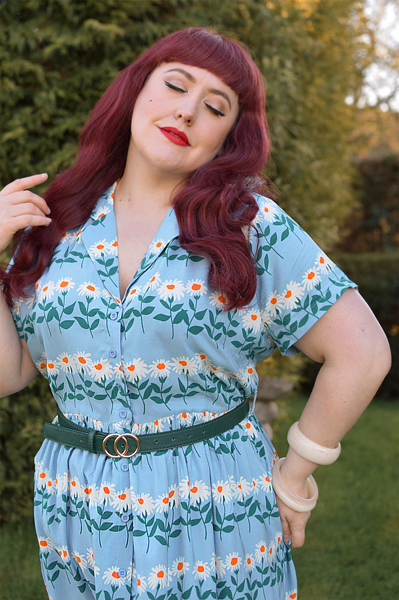 Plus size pinup Miss Amy May models the Forget-Me-Not stripe Carly dress by Horrockses Fashions x Joanie Clothing for a fit and size review