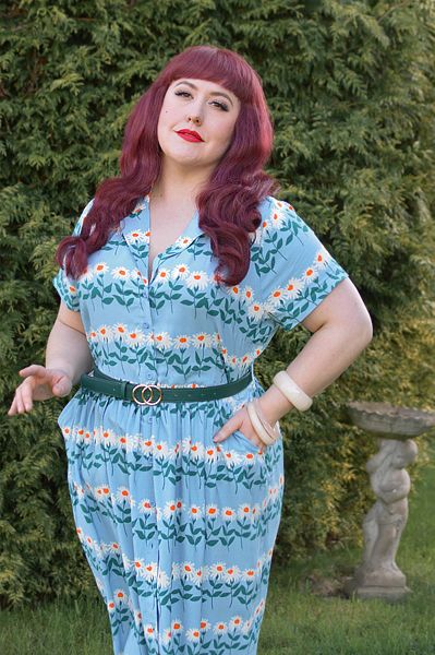 Plus size pinup Miss Amy May models the Forget-Me-Not stripe Carly dress by Horrockses Fashions x Joanie Clothing for a fit and size review