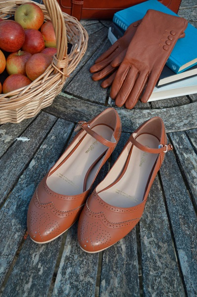 Miss Amy May Models the Noisette Dorian flats by Charlie Stone Shoes for review
