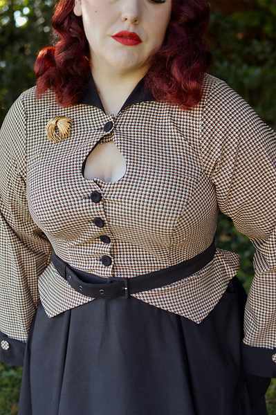 Plus size pinup Miss Amy May models the Gelasia-Lou dress by Miss Candyfloss for a fit and size review