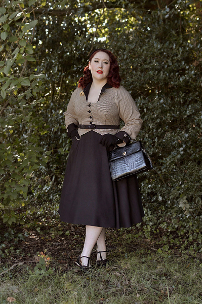 Plus size pinup Miss Amy May models the Gelasia-Lou dress by Miss Candyfloss for a fit and size review