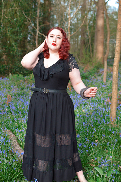 Plus size pinup Miss Amy May models the Mortem Maxi dress by Hell Bunny for a fit and size review